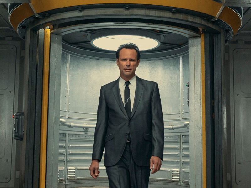 Bild aus der Fallout-Serie von Amazon. Zu sehen ist der Schauspieler Walton Goggins als Cooper Howard.
